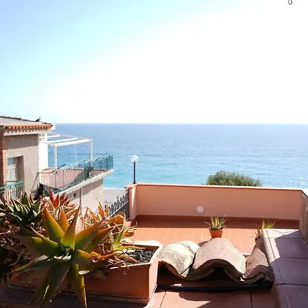 شقة Taormina Mare *